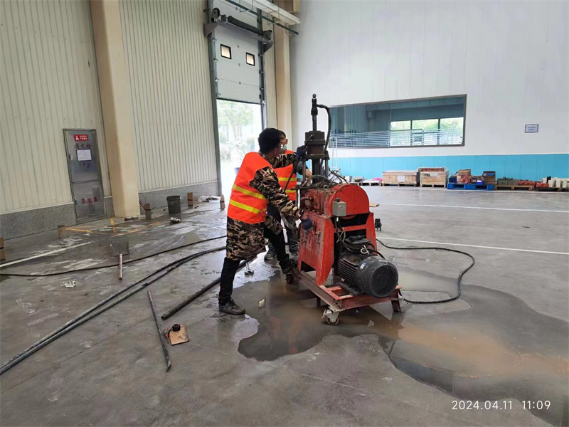 田阳厂房地面下沉塌陷注浆加固施工